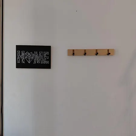 L'aun, Lune Et L'eau